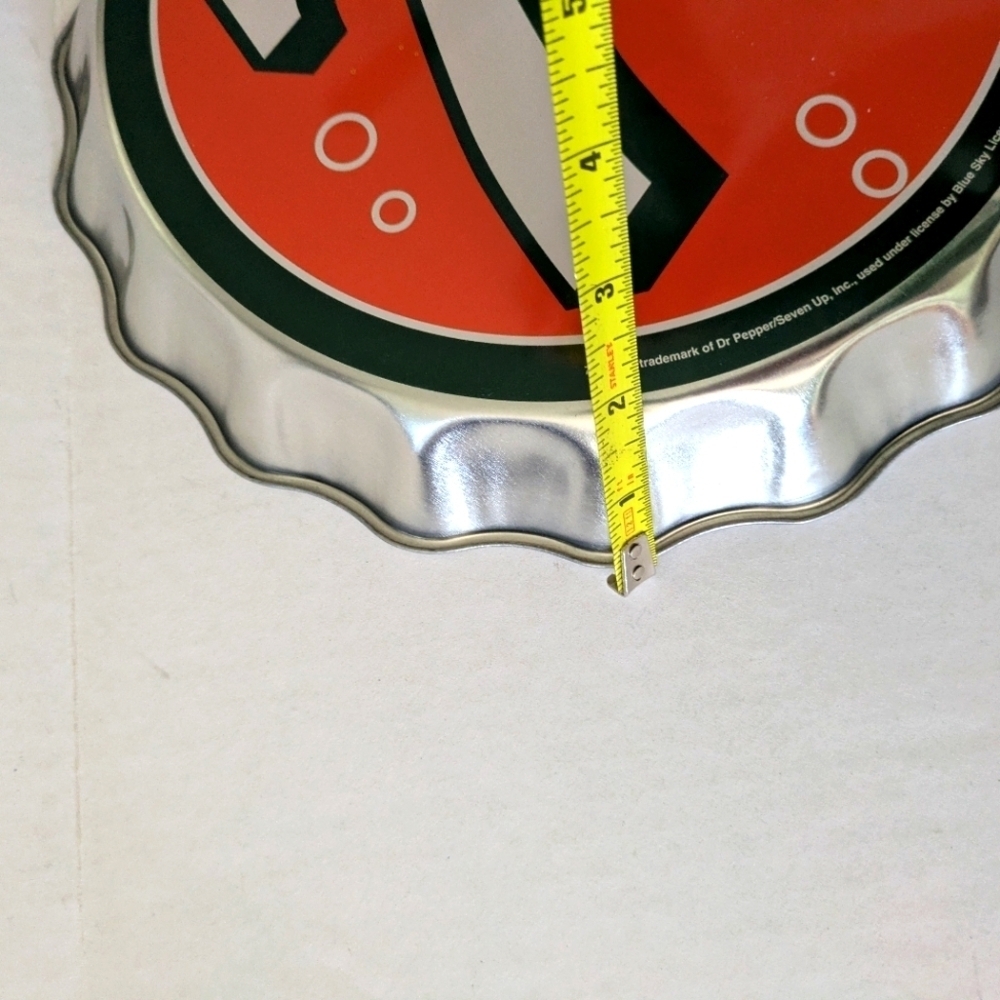 7up Sign - Picture 4 of 4